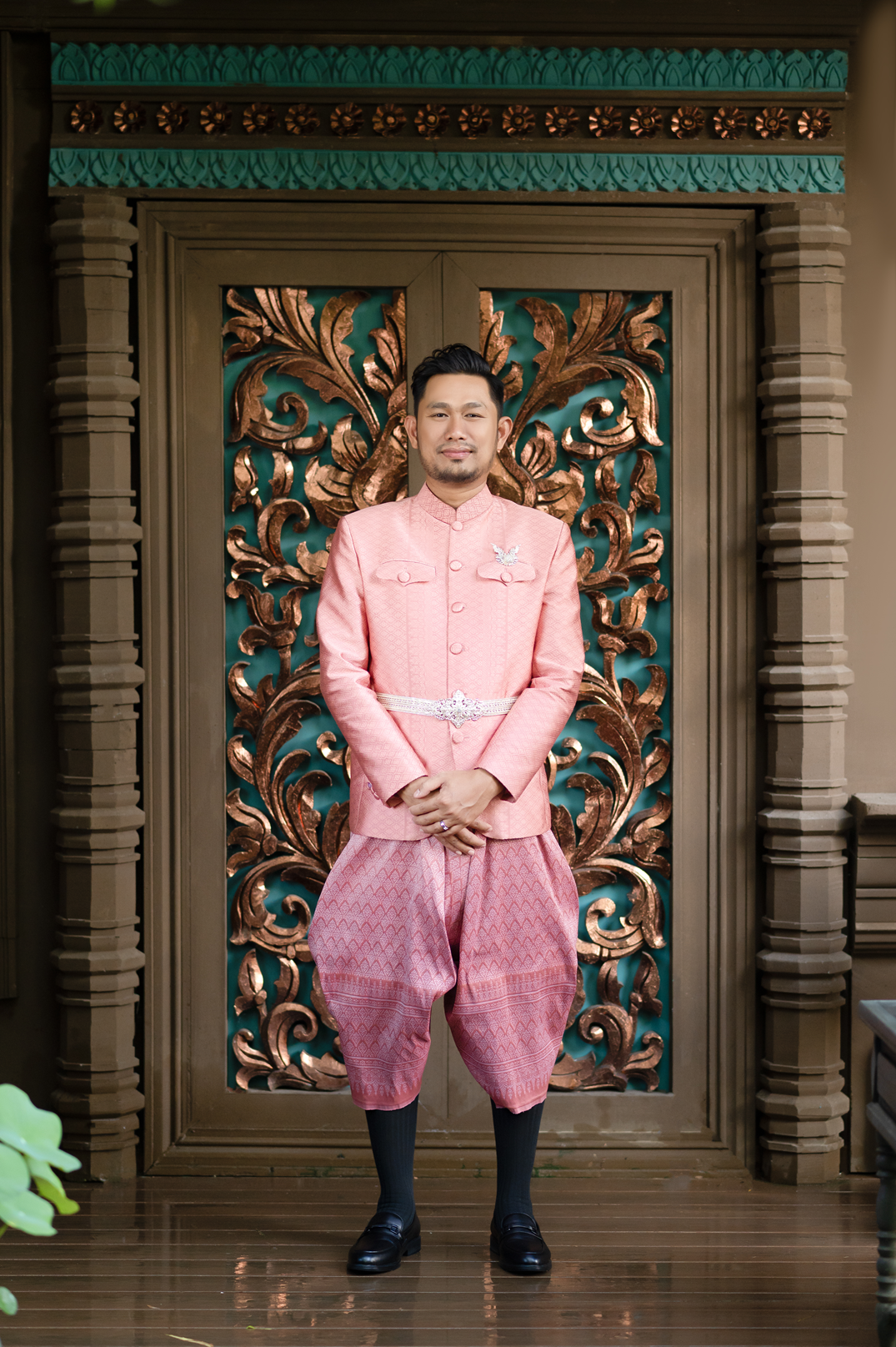 groom 3